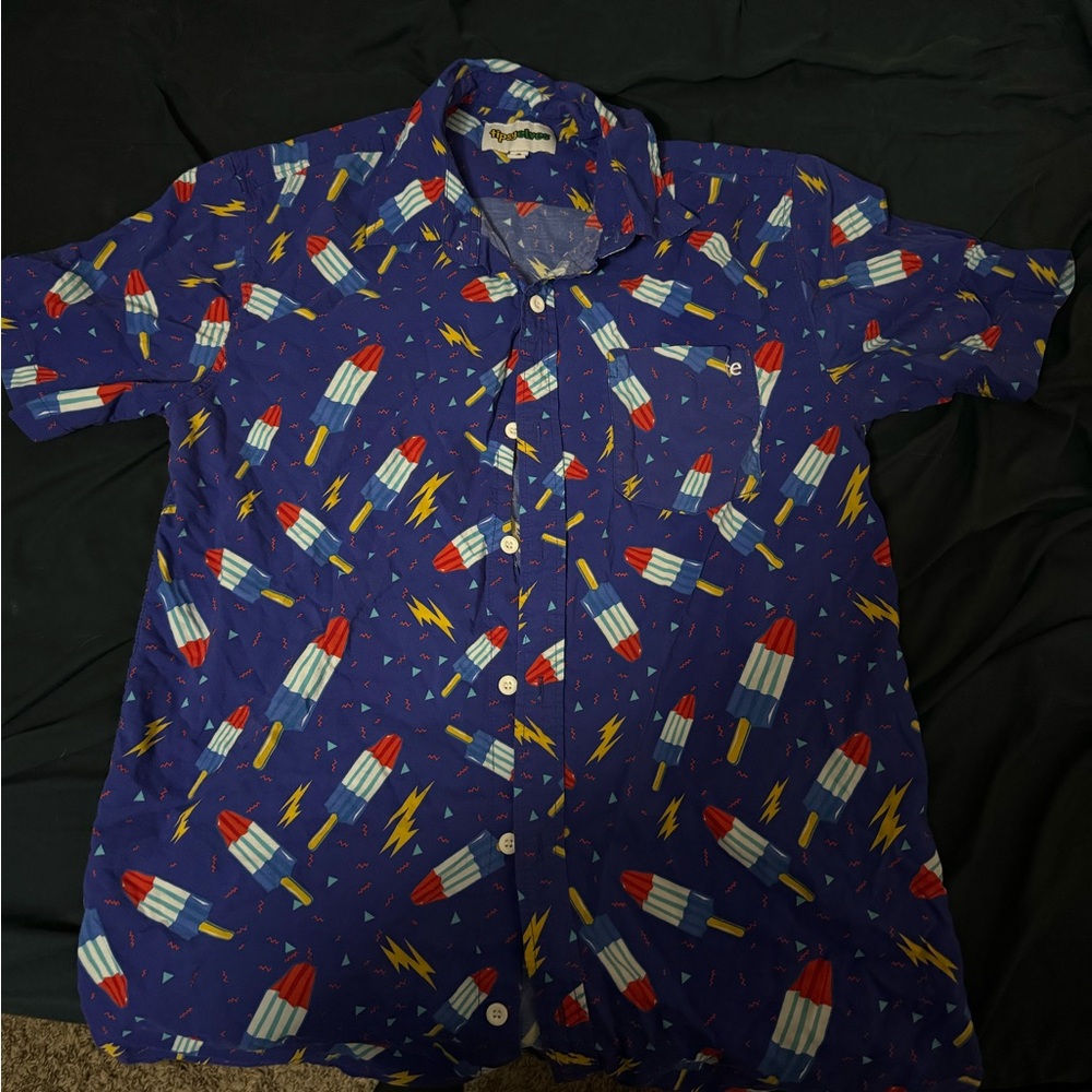 Tipsy Elves L Button Up Shirt